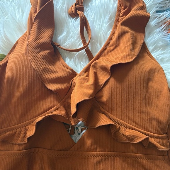 Cupshe Rust Ruffle One-Piece Swimsuit - Picture 3 of 5